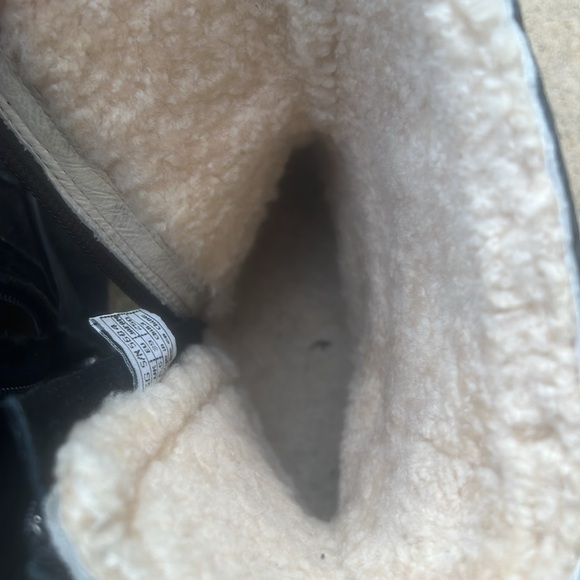 UGG Endell Women's Black Suede Leather Shearling Harness Moto Ankle Boot Size 8 - Picture 11 of 12